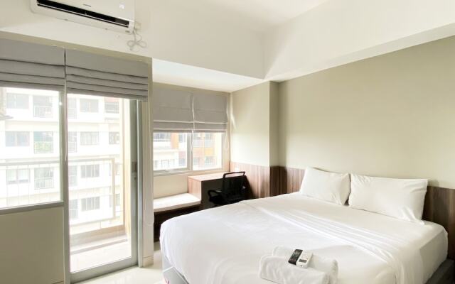 Modern Look and Tidy Studio LRT City Jatibening Apartment