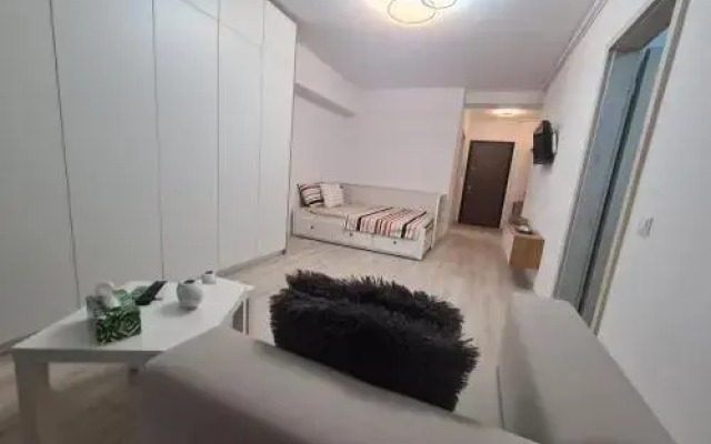 Moghioros Park Residence