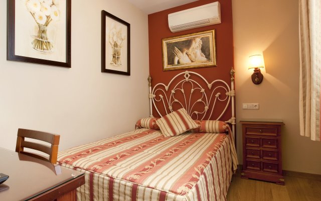 Hostal Rodri - Adults Only