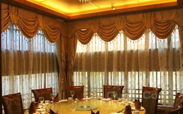 Suhai Hot Spring Hotel