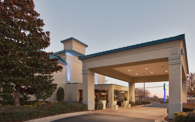 Holiday Inn Express Hotel & Suites Wilson - Hayes Place, an IHG Hotel