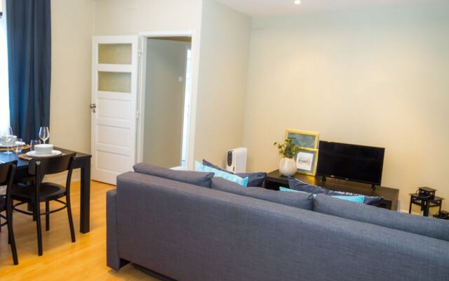 Liiiving In Porto -Boavista Casa Da Música