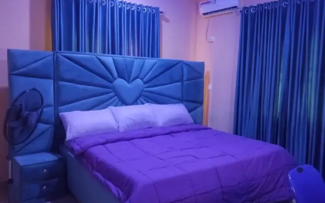 2 Bed-sleeps 4-free Parking-aircon — фото 2