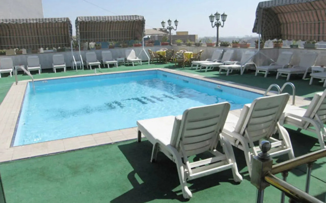 Philippe Luxor Hotel
