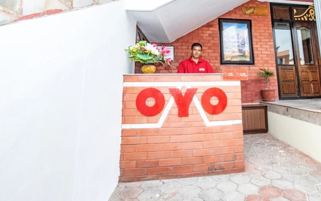 OYO 375 Chef House Resort