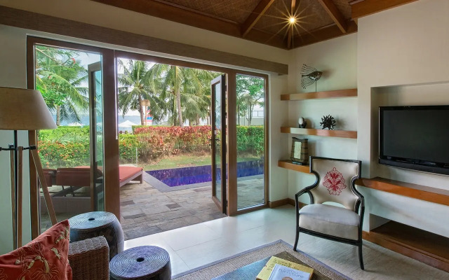 Crimson Resort and Spa Mactan