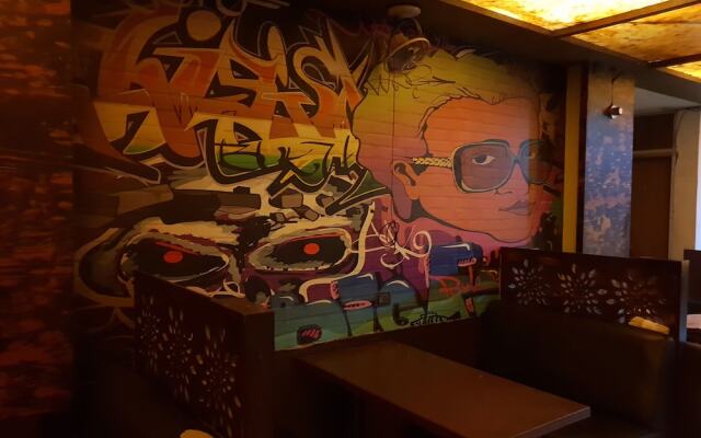 Hotel puneet international
