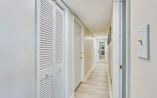 Oceanfront 3BR Condo: Gated, Breathtaking View