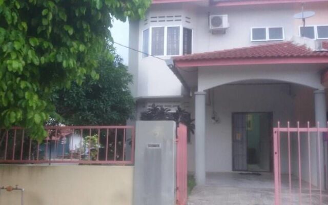 Linda Homestay