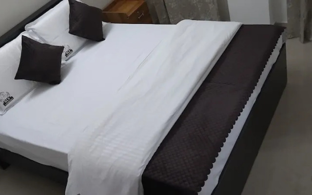 SLV Aashraya Apartment Stay