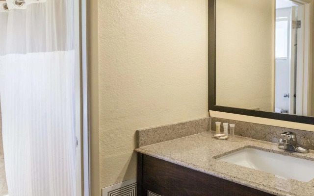 Howard Johnson by Wyndham Flagstaff