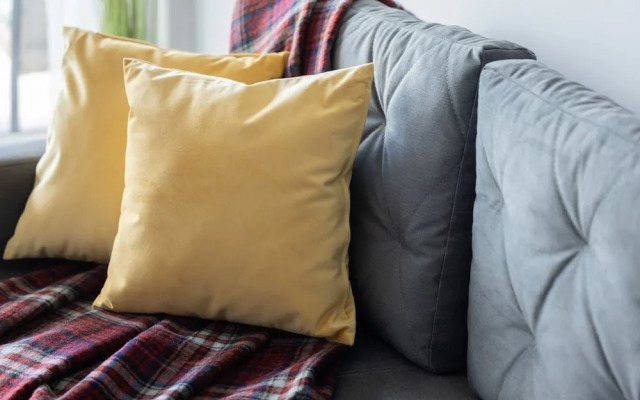 Riverfront Apartment by Renters