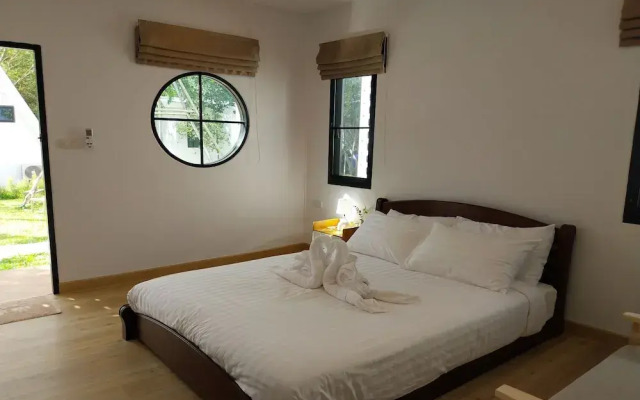 It My Life Cafe X Camp