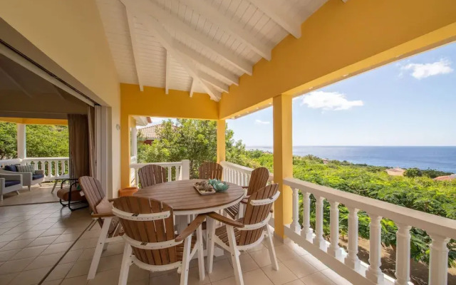 Tropical Twilight Haven Unwind in Style