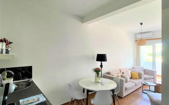 Onebedroom Apartment With Balcony