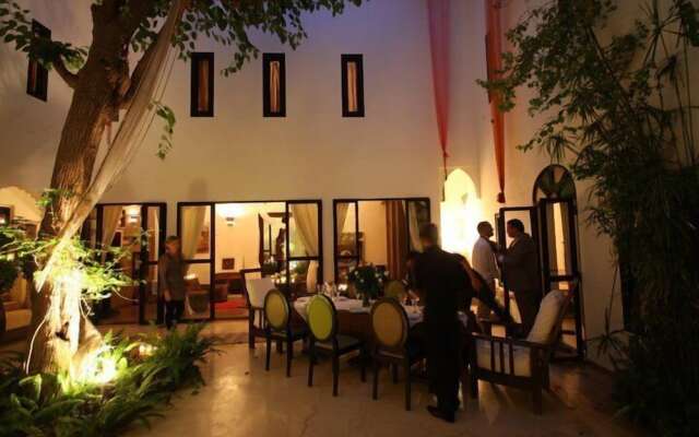 Riad Davia