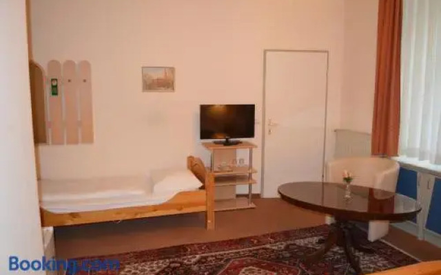 Hotel Pension Walzerstadt