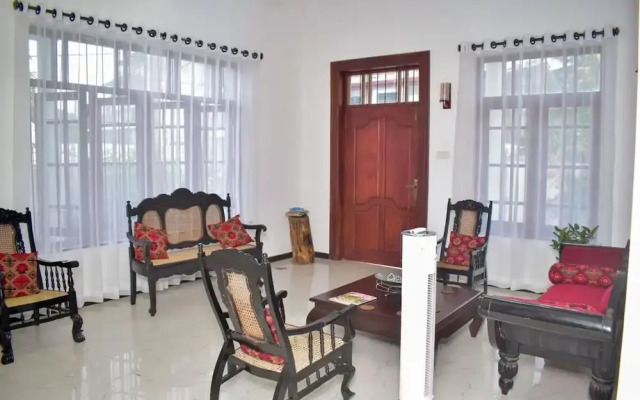 Rooftop Garden - 3 Bedrooms - Parking - 10minbeach