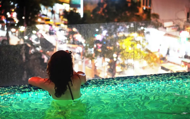 The Rich Residences Sukhumvit Nana