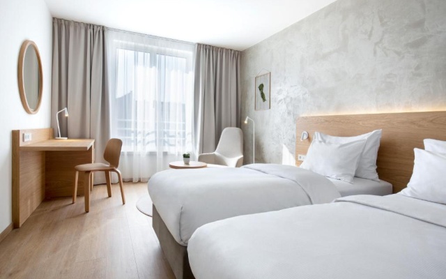 Superior Twin room (twin beds)