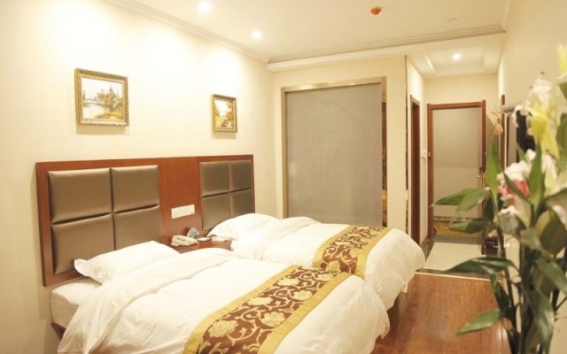 GreenTree Inn Anhui Wuhu Wuwei Chaowu Bus West Station Express Hotel – Guest Rooms – Wuhu