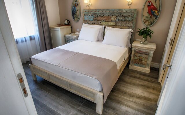 No 10 Hotel