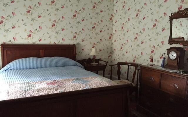 Hanna House Bed & Breakfast