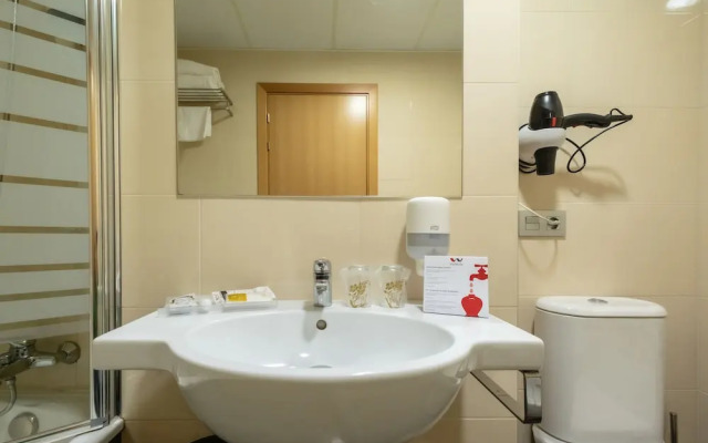 Hotel Abades Via Norte