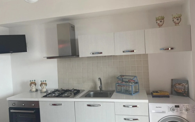 Rebecca s Taormina-etna Collection V