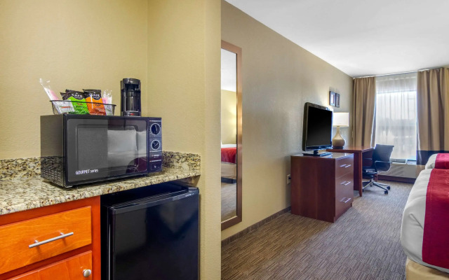 Comfort Inn & Suites La Grange