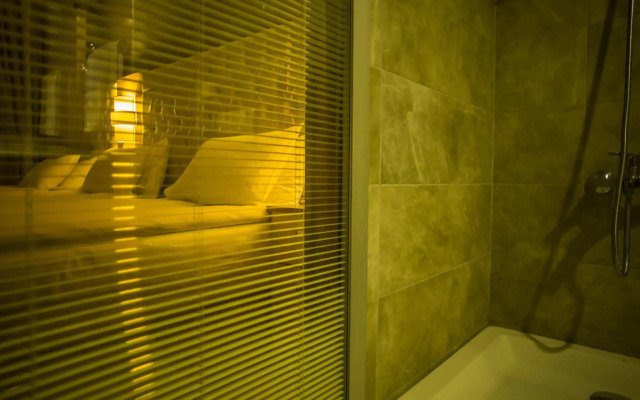 Parion Hotel