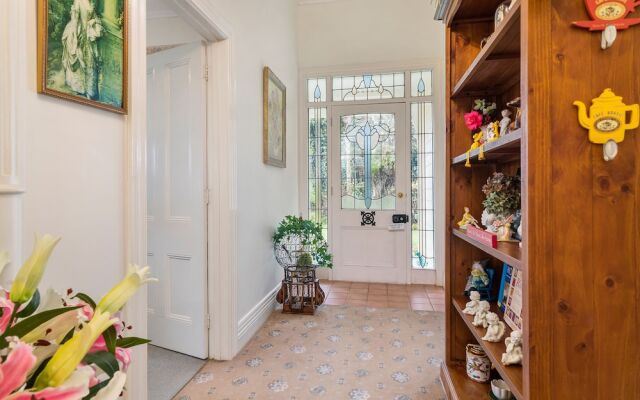 Country Villa Estate