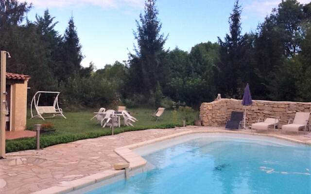 House With 2 Bedrooms in Jouques, With Private Pool, Enclosed Garden a