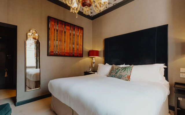 No.15 by GuestHouse, Bath