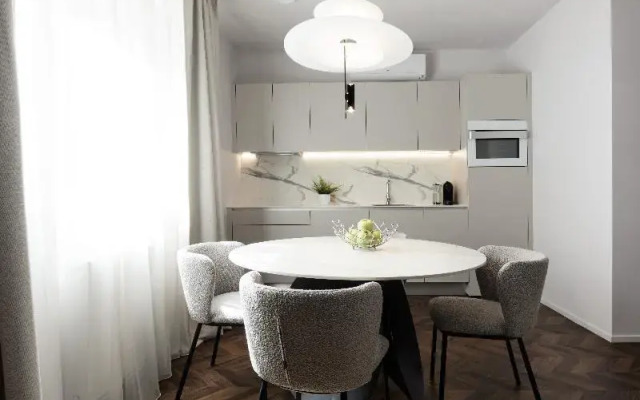 The Amberlyn Suite Hotel
