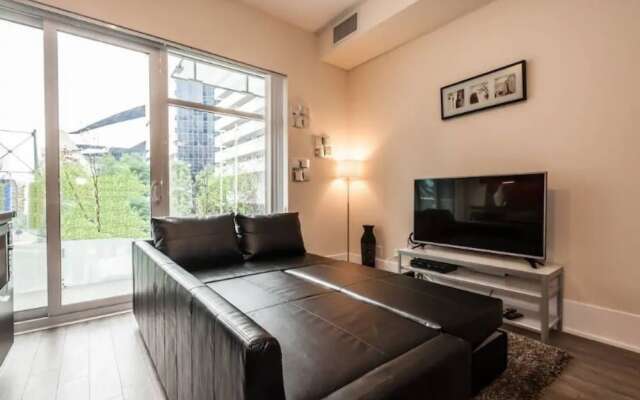 L6 - Loft In Central Downtown