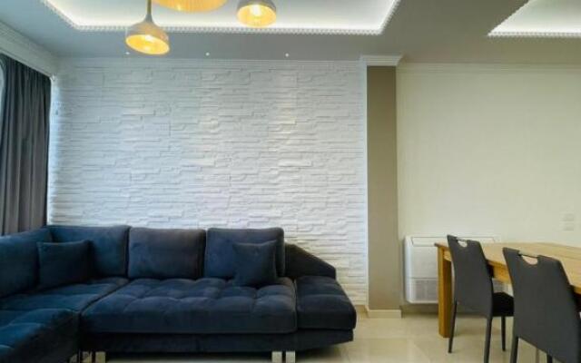 Tirana ave 3