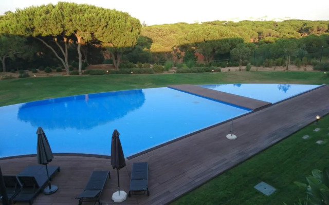 Luxurious T2 apartment, Olhos Dagua
