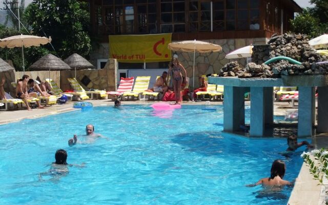 Hotel Truva - Boutique Class