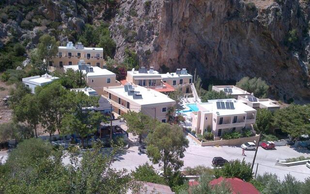 Kyra Panagia