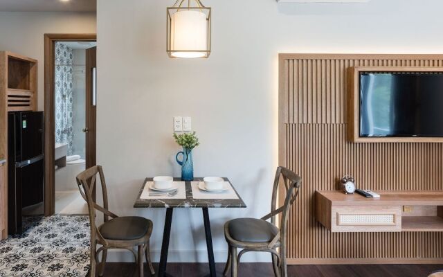 Charmaine's Hotel & Apartment