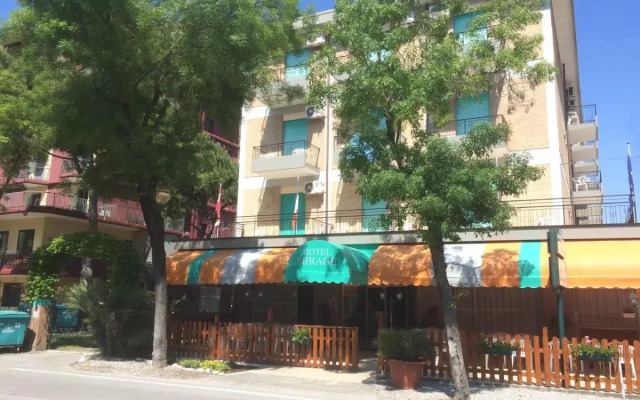 Hotel Mirage