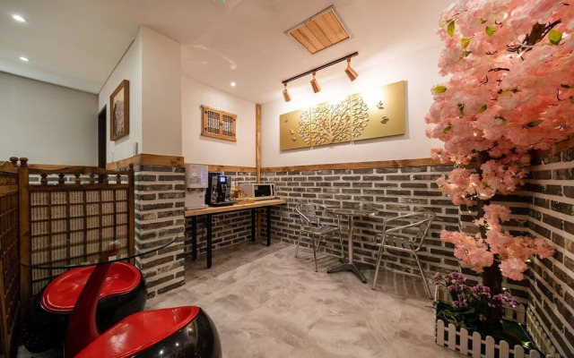 Pyeongtaek Hotel Gung