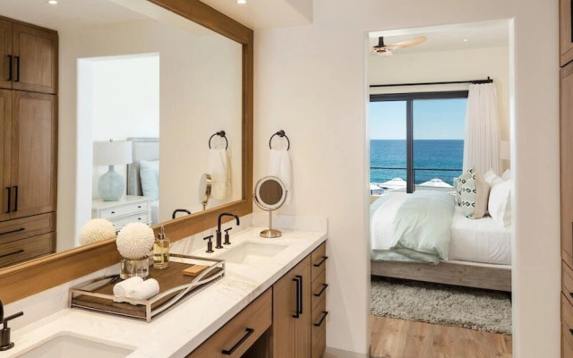 Oceanfront 3bd Penthouse Residence