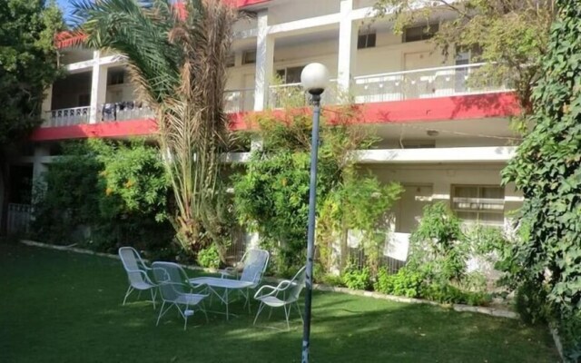 Bloom Star Hotel