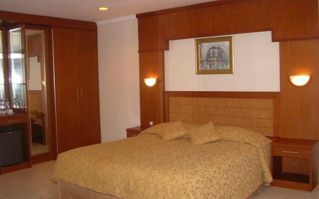Bintang Hotel
