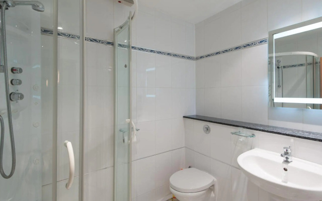 The York Place Residence