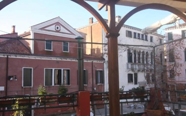Hotel Dalla Mora