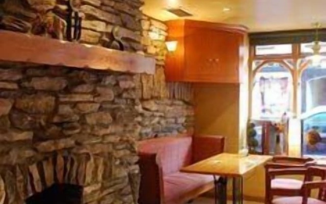 Davitt's Kenmare