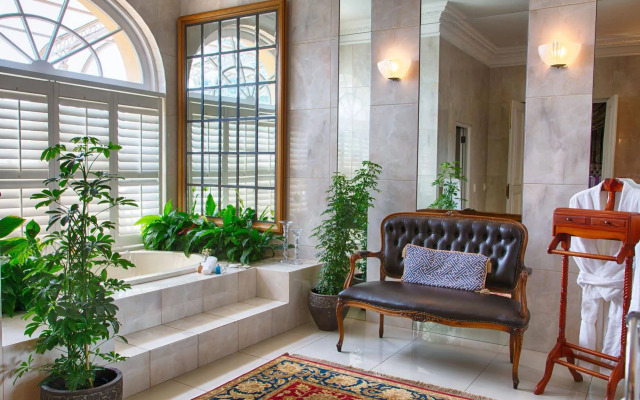 The Munro Boutique Hotel